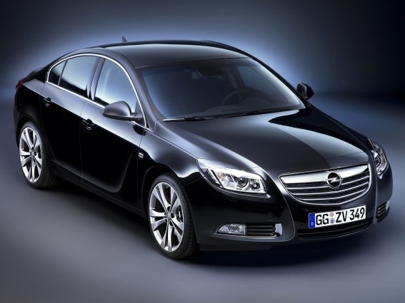 Замена радиатора на автомобиле Opel